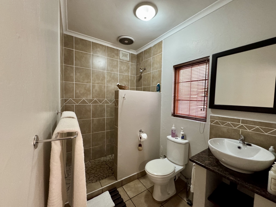 7 Bedroom Property for Sale in Montrose KwaZulu-Natal