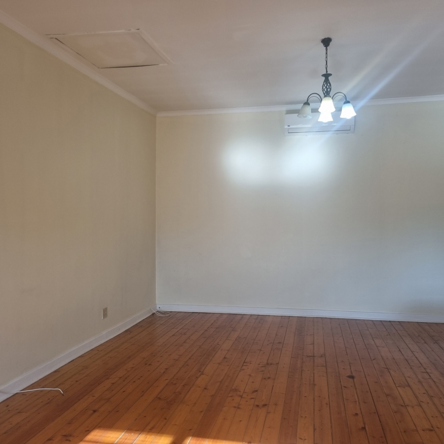 To Let 3 Bedroom Property for Rent in Glen Anil KwaZulu-Natal