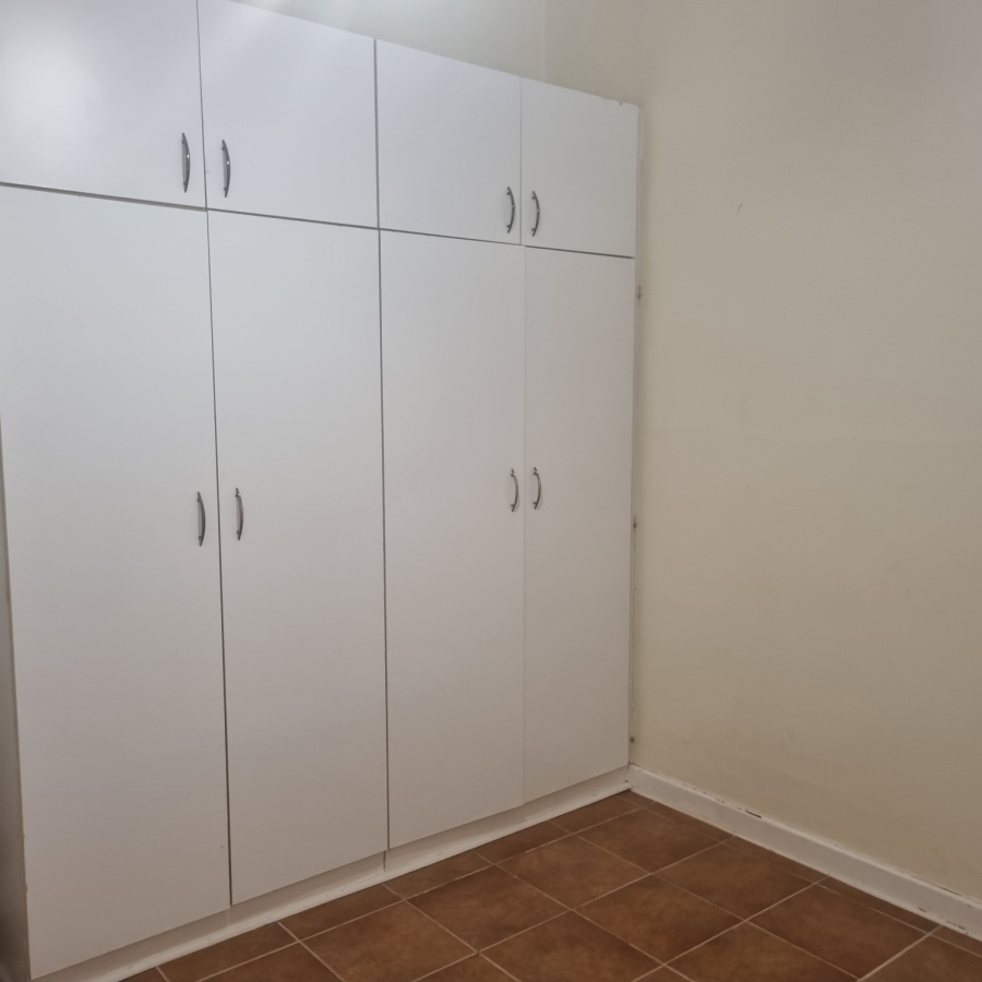 To Let 3 Bedroom Property for Rent in Glen Anil KwaZulu-Natal