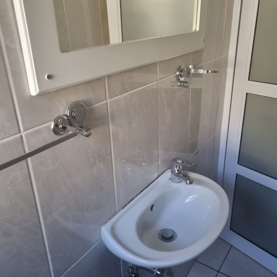 To Let 3 Bedroom Property for Rent in Glen Anil KwaZulu-Natal