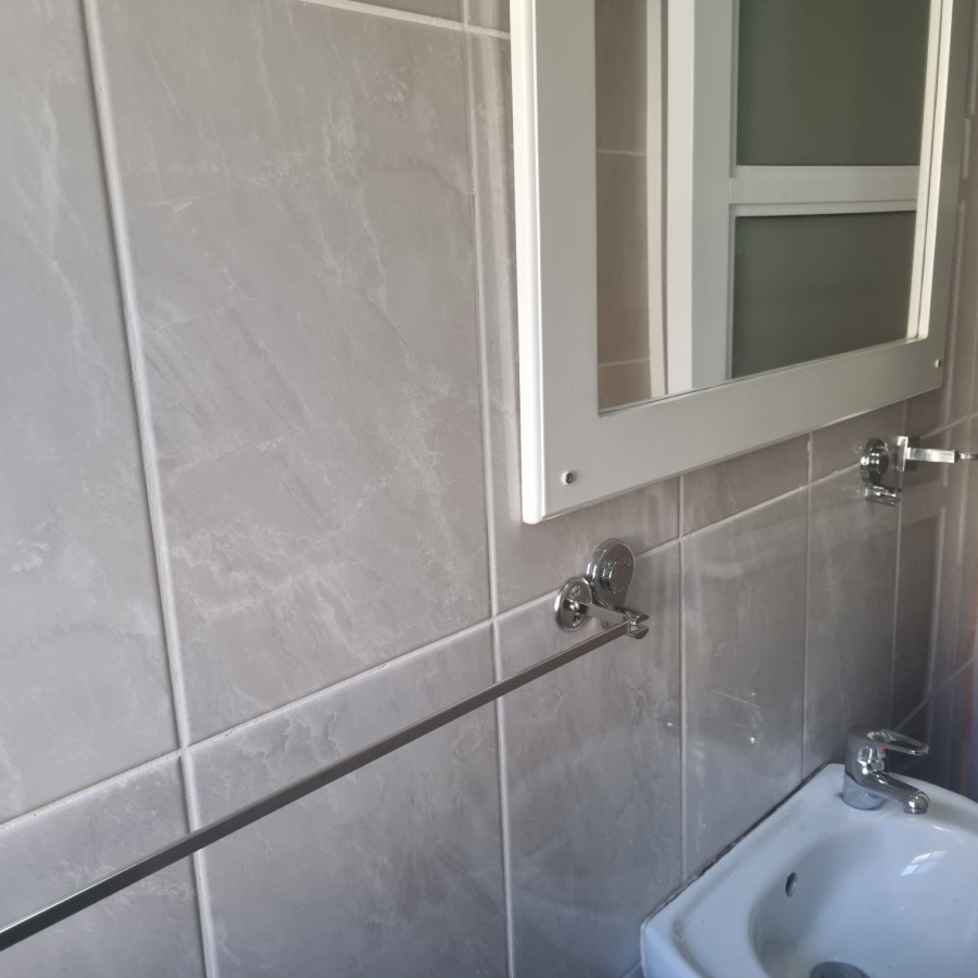 To Let 3 Bedroom Property for Rent in Glen Anil KwaZulu-Natal