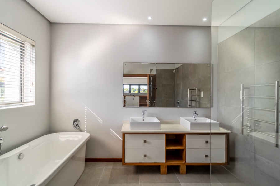 4 Bedroom Property for Sale in Palm Lakes Estate KwaZulu-Natal