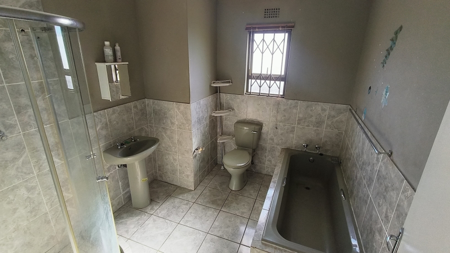 3 Bedroom Property for Sale in Ngwelezana KwaZulu-Natal