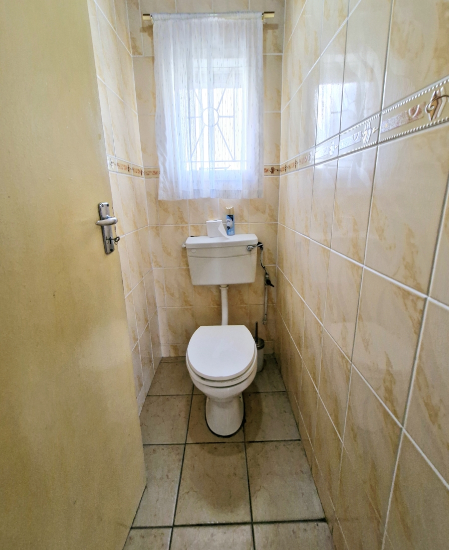 2 Bedroom Property for Sale in Phoenix Industrial KwaZulu-Natal