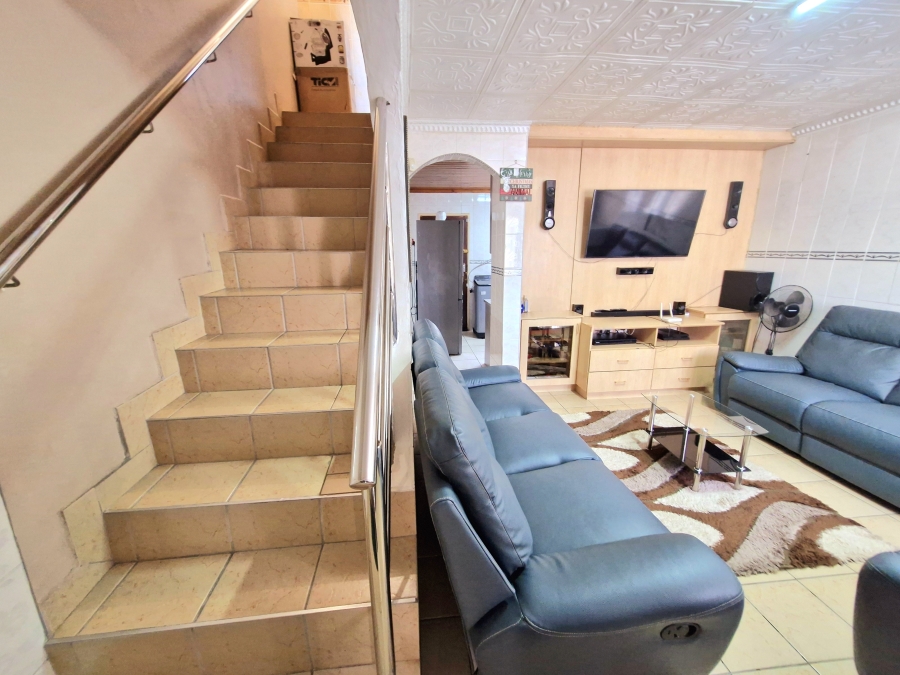 2 Bedroom Property for Sale in Phoenix Industrial KwaZulu-Natal
