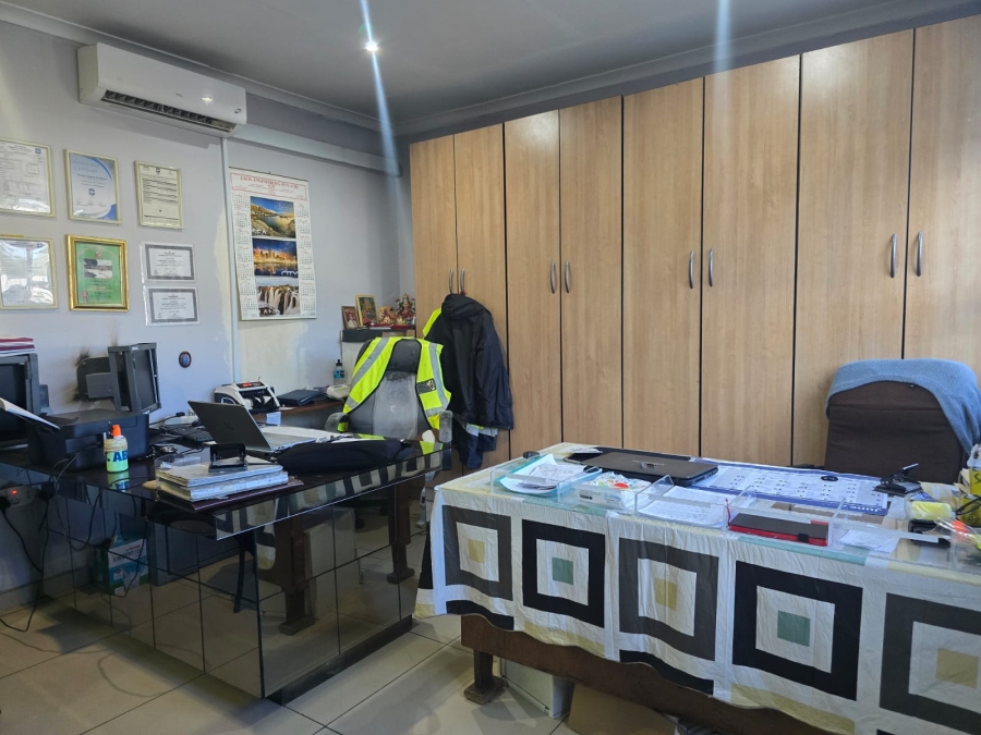 Commercial Property for Sale in Gingindlovu KwaZulu-Natal
