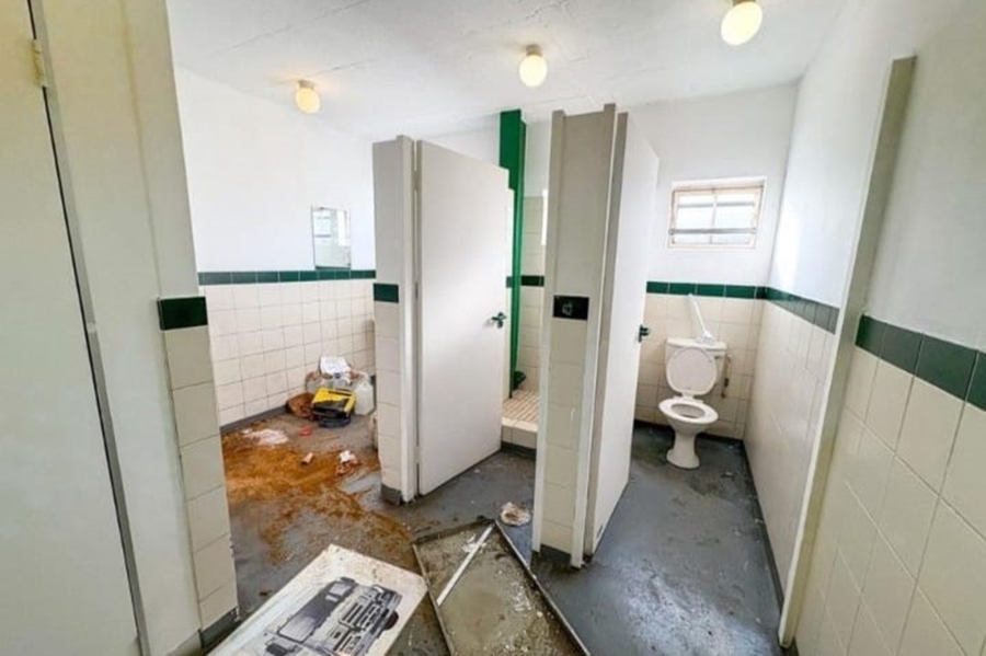 To Let commercial Property for Rent in Westmead KwaZulu-Natal