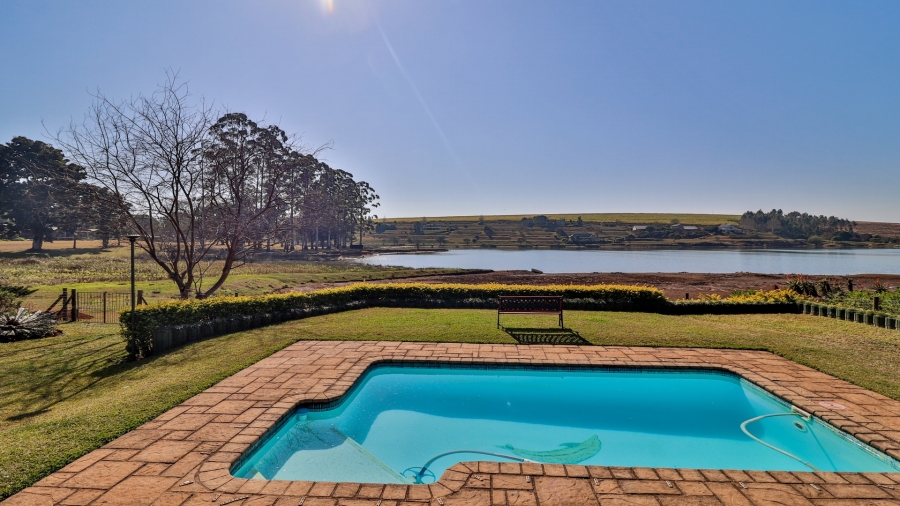 5 Bedroom Property for Sale in Albert Falls KwaZulu-Natal