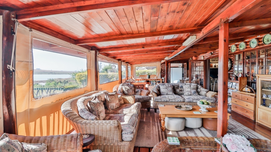 5 Bedroom Property for Sale in Albert Falls KwaZulu-Natal