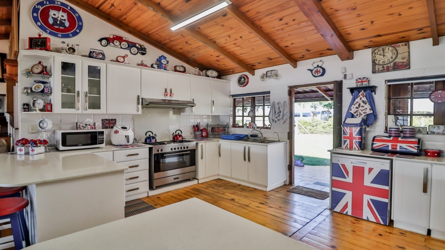 5 Bedroom Property for Sale in Albert Falls KwaZulu-Natal
