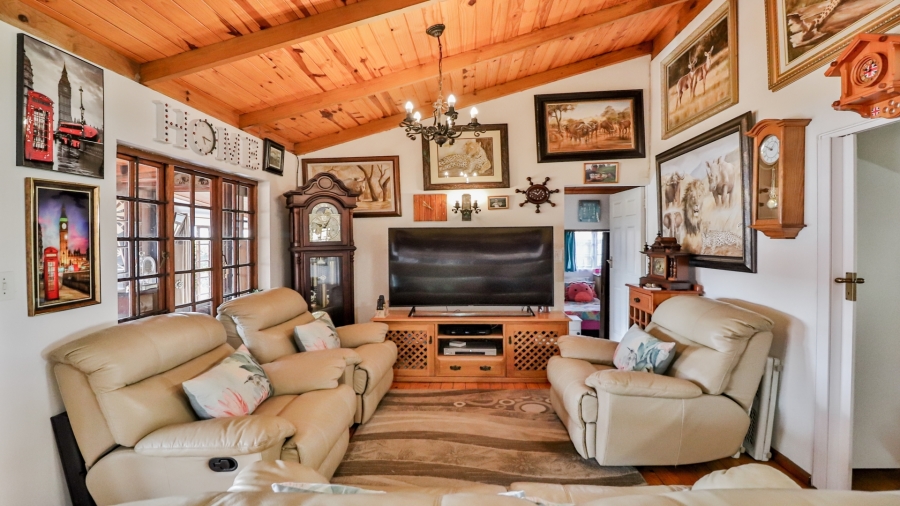 5 Bedroom Property for Sale in Albert Falls KwaZulu-Natal