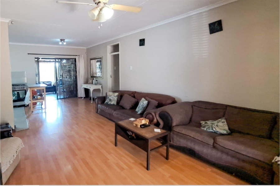 3 Bedroom Property for Sale in Signal Hill KwaZulu-Natal