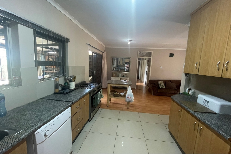 3 Bedroom Property for Sale in Signal Hill KwaZulu-Natal