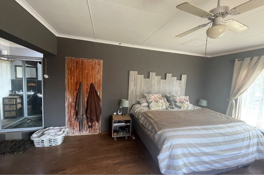 3 Bedroom Property for Sale in Signal Hill KwaZulu-Natal