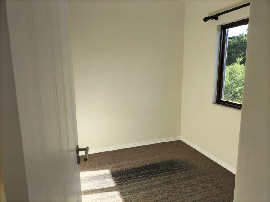 To Let 3 Bedroom Property for Rent in Sheffield Beach KwaZulu-Natal