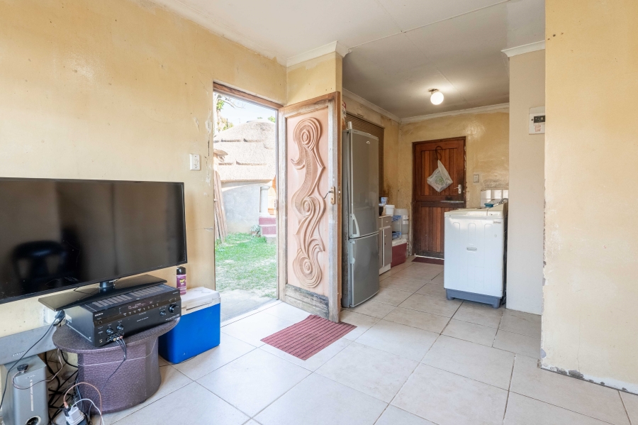 2 Bedroom Property for Sale in Umlazi U KwaZulu-Natal