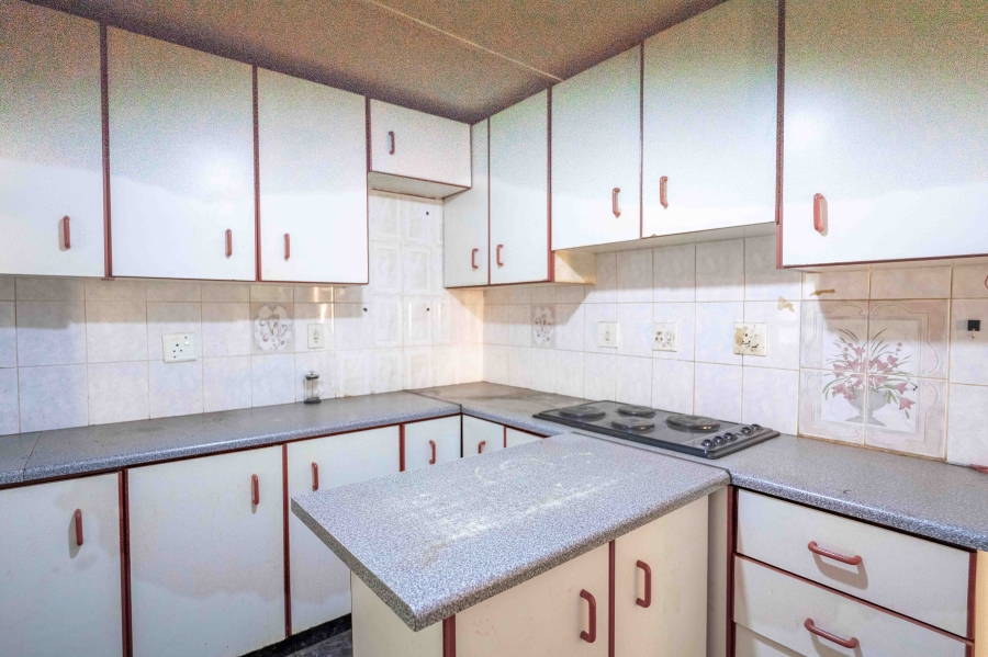 3 Bedroom Property for Sale in Lotus Park KwaZulu-Natal