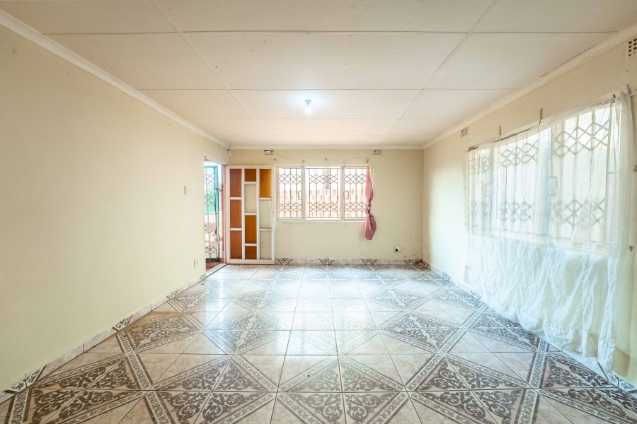 3 Bedroom Property for Sale in Lotus Park KwaZulu-Natal