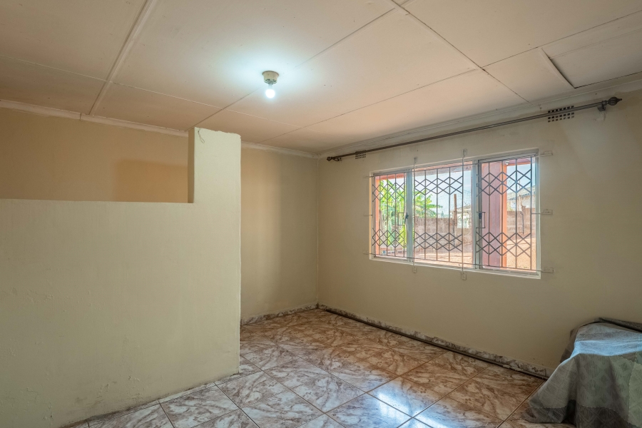 3 Bedroom Property for Sale in Lotus Park KwaZulu-Natal