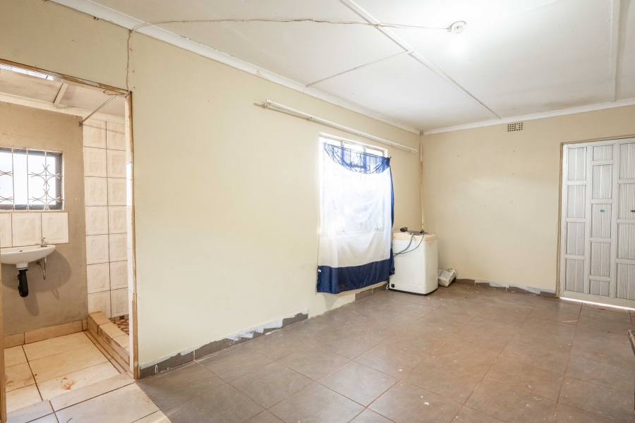 3 Bedroom Property for Sale in Lotus Park KwaZulu-Natal