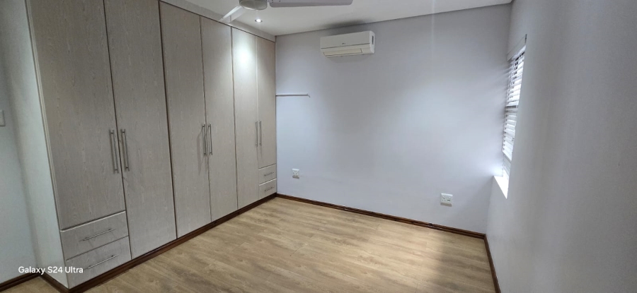 To Let 4 Bedroom Property for Rent in Meer En See KwaZulu-Natal