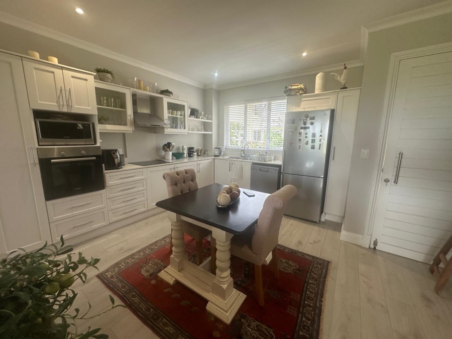 2 Bedroom Property for Sale in Mount Edgecombe Retirement Village KwaZulu-Natal