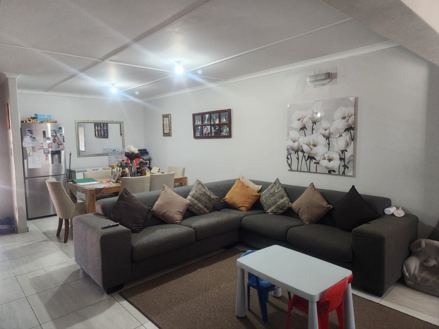 To Let 2 Bedroom Property for Rent in Veld En Vlei KwaZulu-Natal
