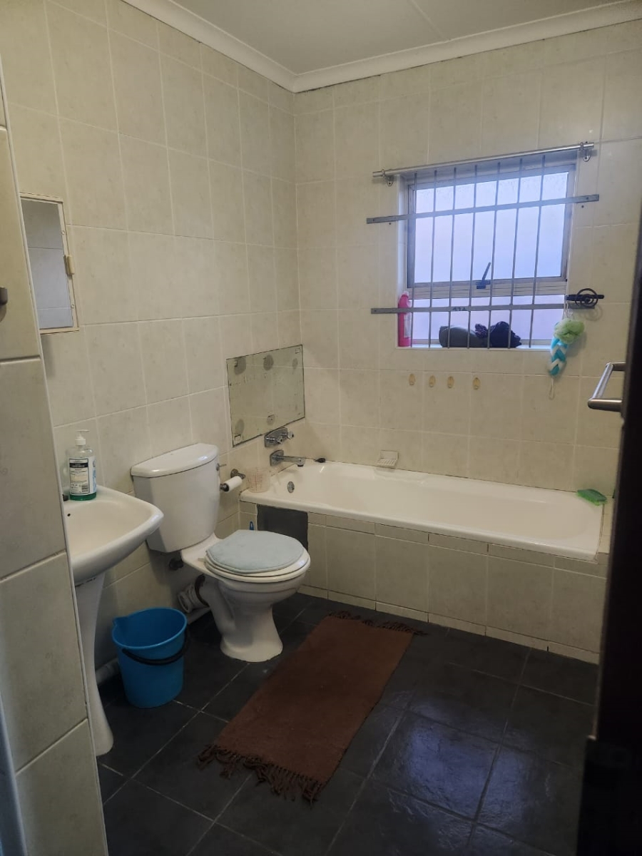 2 Bedroom Property for Sale in Meer En See KwaZulu-Natal