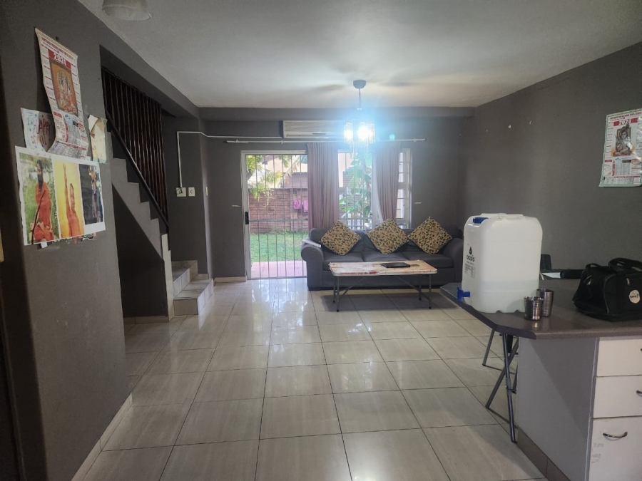 2 Bedroom Property for Sale in Meer En See KwaZulu-Natal