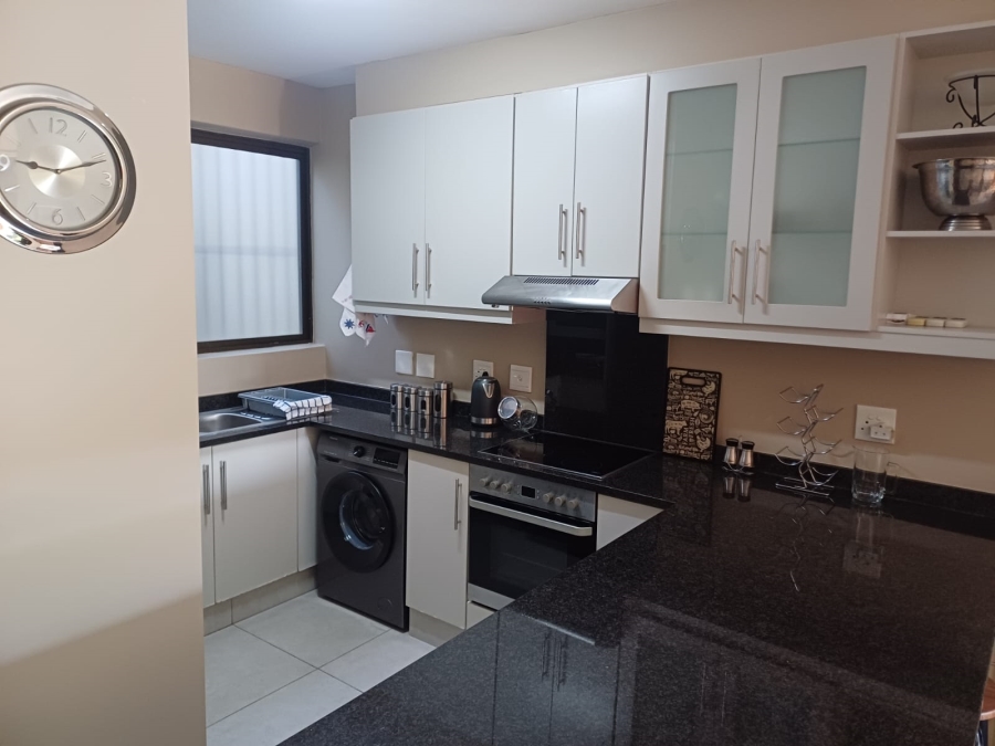 2 Bedroom Property for Sale in Umhlanga KwaZulu-Natal