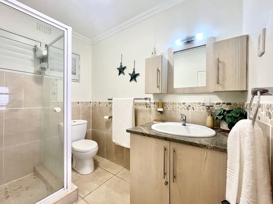 To Let 4 Bedroom Property for Rent in Ballito Central KwaZulu-Natal