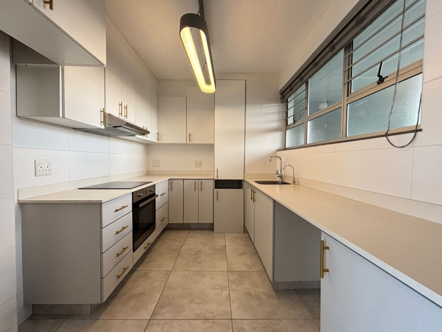 2 Bedroom Property for Sale in Essenwood KwaZulu-Natal