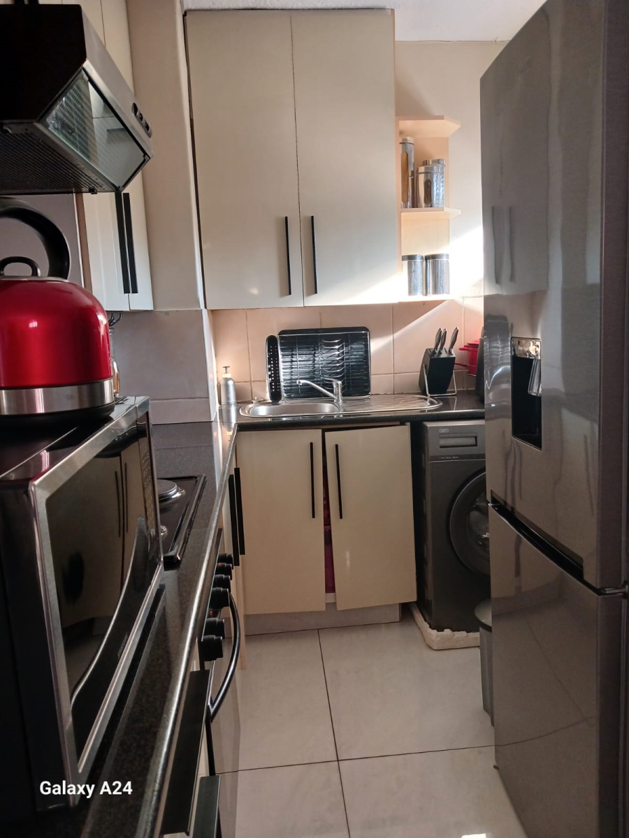 2 Bedroom Property for Sale in Glenwood KwaZulu-Natal