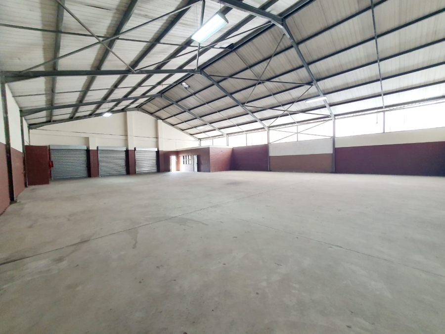 Commercial Property for Sale in Hillview KwaZulu-Natal