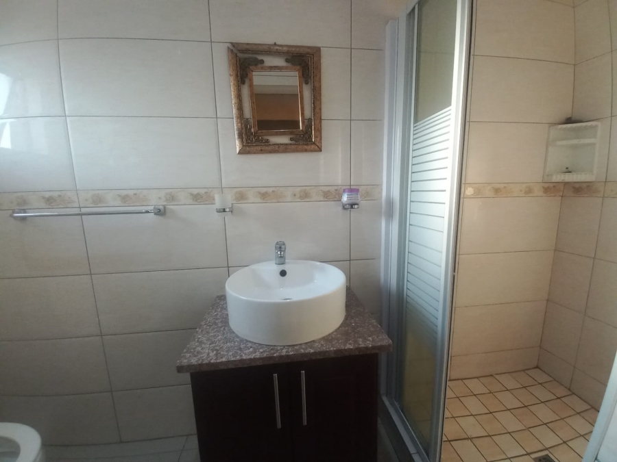 7 Bedroom Property for Sale in Essenwood KwaZulu-Natal