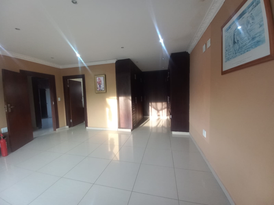 7 Bedroom Property for Sale in Essenwood KwaZulu-Natal