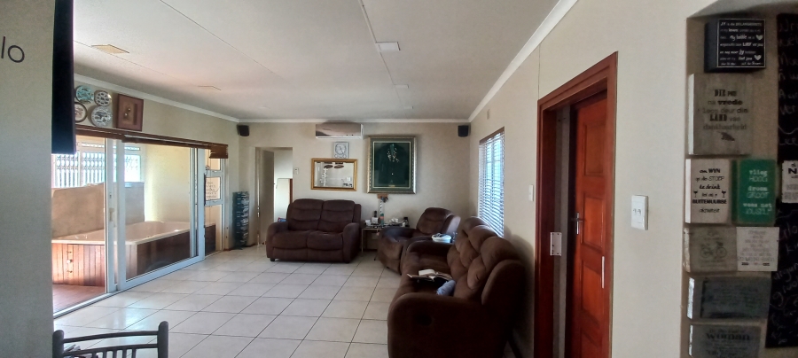 3 Bedroom Property for Sale in Margate KwaZulu-Natal
