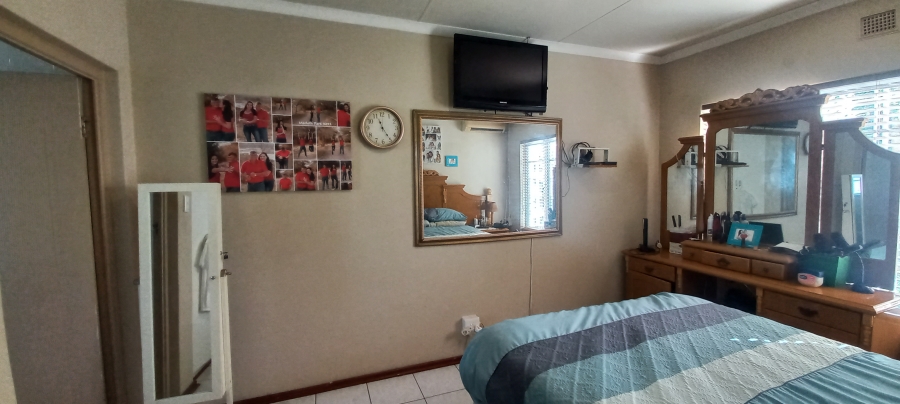 3 Bedroom Property for Sale in Margate KwaZulu-Natal