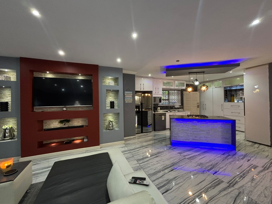 4 Bedroom Property for Sale in Newlands East KwaZulu-Natal