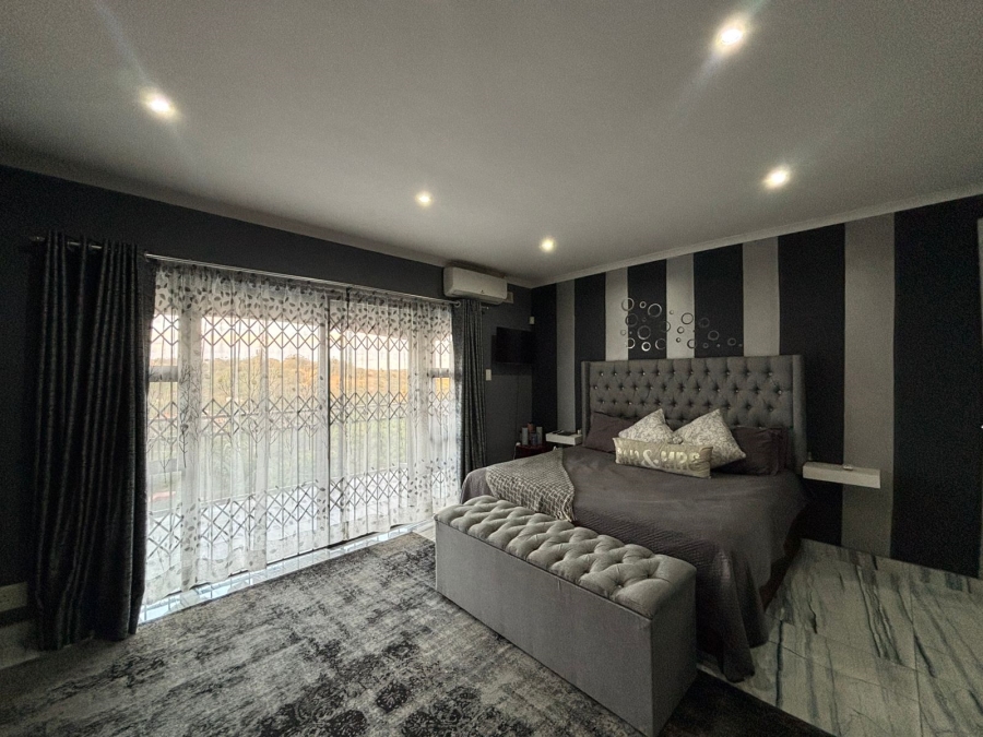 4 Bedroom Property for Sale in Newlands East KwaZulu-Natal