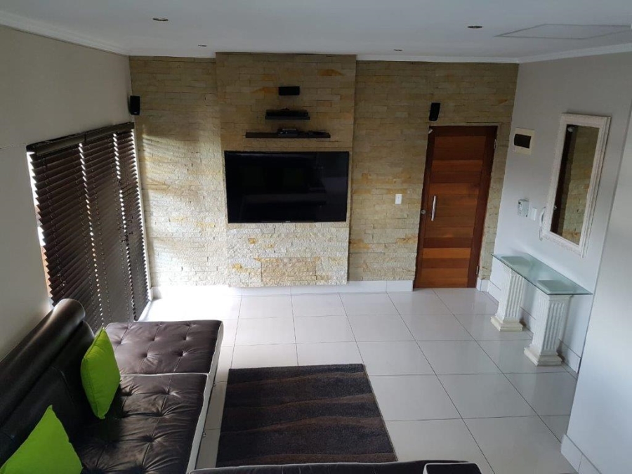 To Let 2 Bedroom Property for Rent in Umhlanga Ridge KwaZulu-Natal