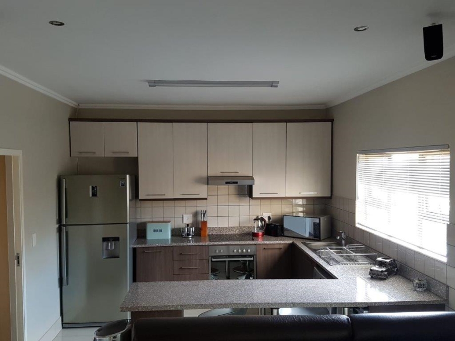 To Let 2 Bedroom Property for Rent in Umhlanga Ridge KwaZulu-Natal