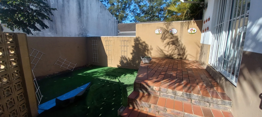 To Let 3 Bedroom Property for Rent in Margate KwaZulu-Natal