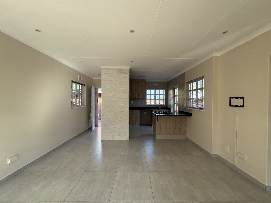 2 Bedroom Property for Sale in Mount Edgecombe KwaZulu-Natal