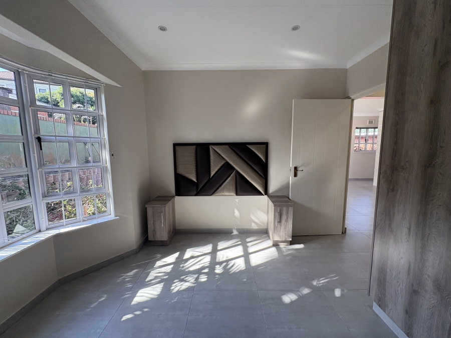 2 Bedroom Property for Sale in Mount Edgecombe KwaZulu-Natal
