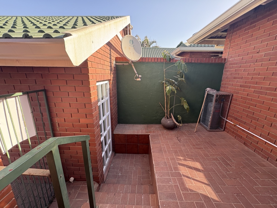 2 Bedroom Property for Sale in Mount Edgecombe KwaZulu-Natal