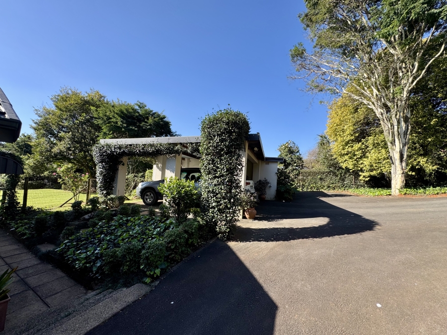 4 Bedroom Property for Sale in Worlds View KwaZulu-Natal