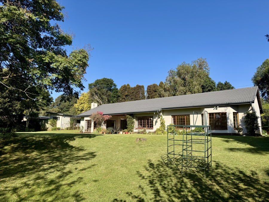 4 Bedroom Property for Sale in Worlds View KwaZulu-Natal