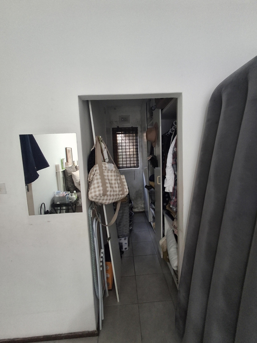 1 Bedroom Property for Sale in Bellair KwaZulu-Natal