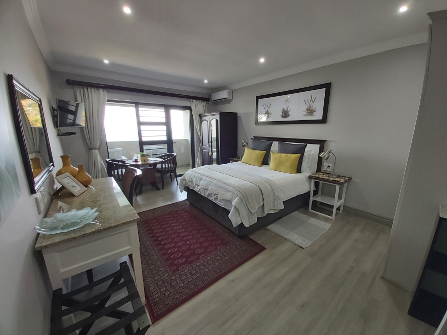8 Bedroom Property for Sale in Umhlanga KwaZulu-Natal